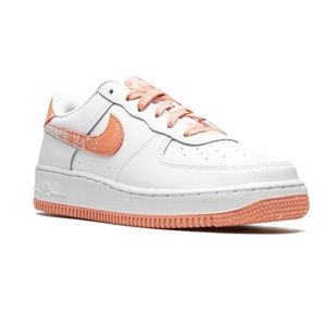 NIKE Kids Air Force 1 LV8 sneakers